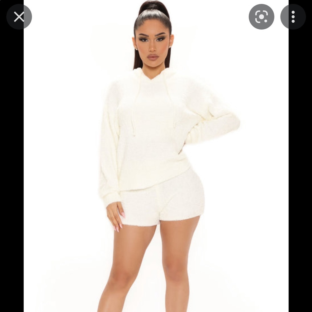 Fashion Nova Fuzzy Lounge Set